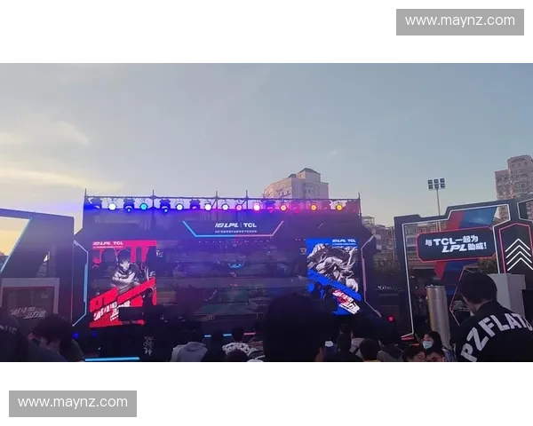 LOL电竞比赛实时比分分析与赛况回顾精彩对决一览